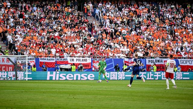 星空体育app-【欧洲杯】荷兰2比1逆转波兰，韦霍斯特替补绝杀