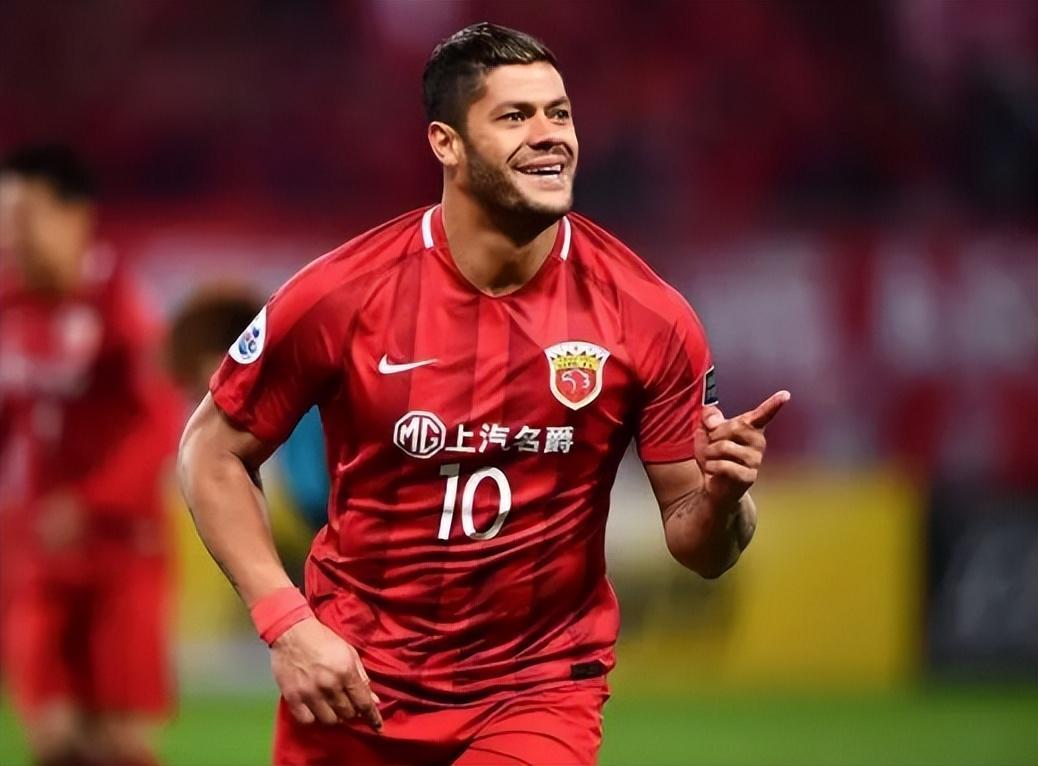 Starrysky Spor-上港中锋位置有望迎来新援助阵,已跟着俱乐部冬训,踢过亚冠主力