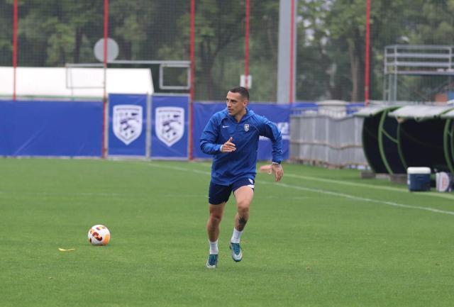 星空体育官网-罗马尼亚名记:我们还需斯坦丘吗?K联射手王是表率